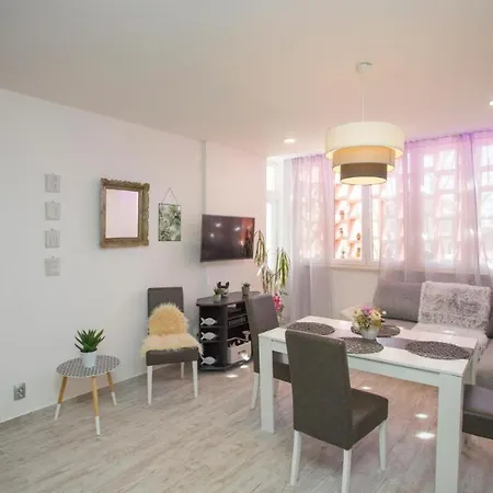 Lux Draga With Balkony سبليت
